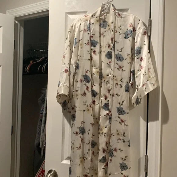 Vintage barbazon silky bathrobe - Picture 7 of 7